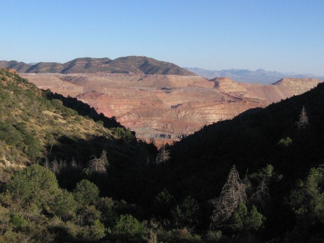 morenci mine from painted bluffs trail 1.JPG